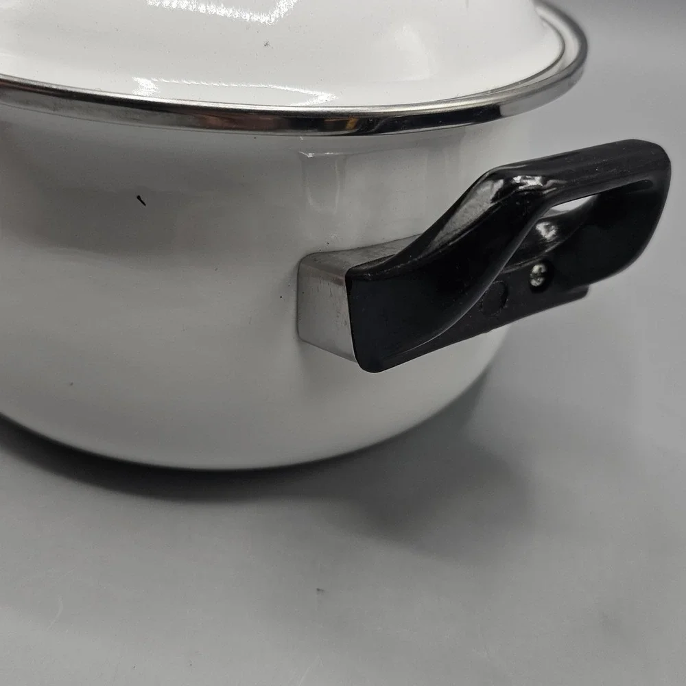 Vintage Roses Floral Flowers Enameled Sauce Pan Pot 1 Quart Grandmacore Cottage